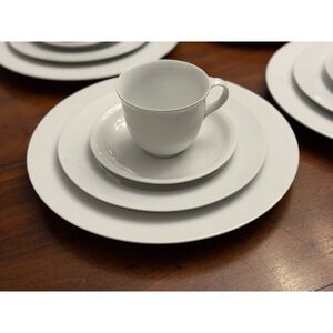 4 Sets of Place Settings, 20 Pc Christopher Stuart Grand‎ Blanc White Fine China